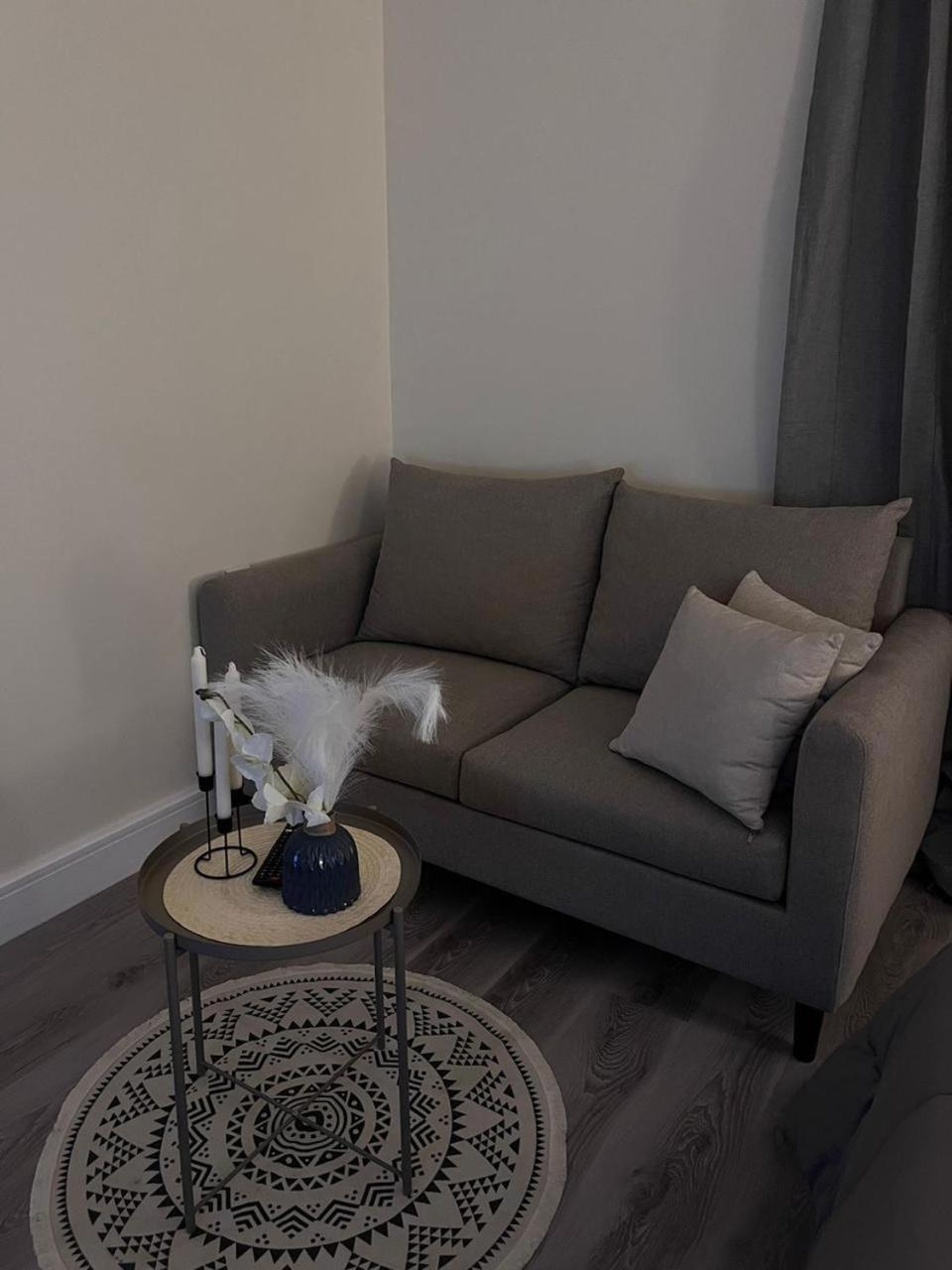 Apartment استديو بدخُول ذاتي *