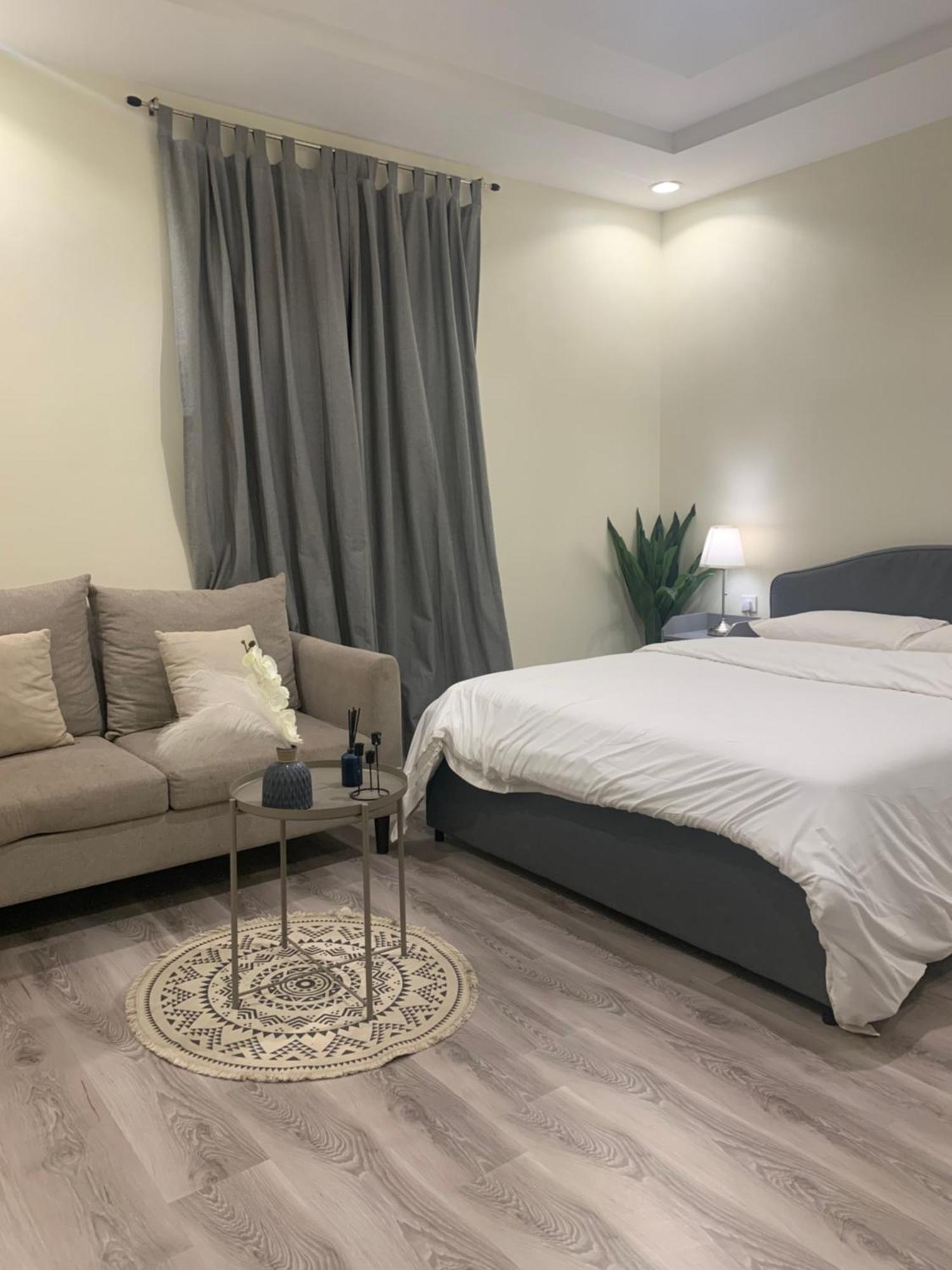 Apartment استديو بدخُول ذاتي